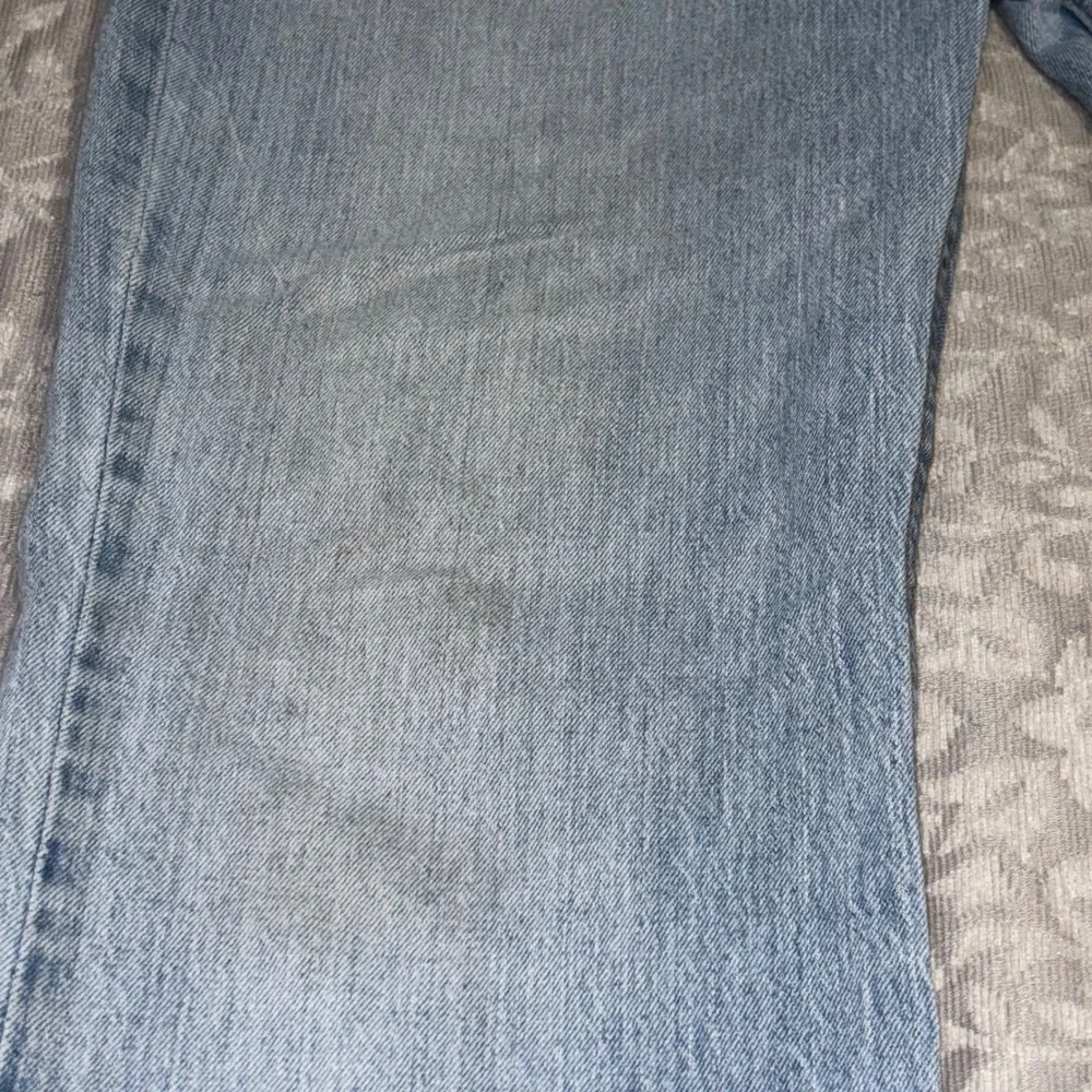 Levis 505 Regular Fit Straight‎ Leg Light Wash Blue Denim Mens 33x30 (E34)